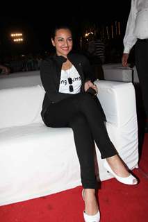 Sonakshi Sinha attends MMK College Akarshan fest at Tulip Star