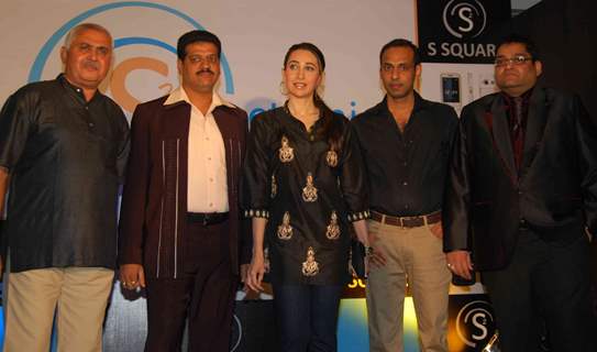 Karishma Kapoor launches Square mobile amidst chaos at Time N Again