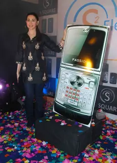 Karishma Kapoor launches Square mobile amidst chaos at Time N Again