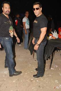 Salman Khan at the Pearls Waves Concert,  Bandra Kurla Complex in Mumbai. .