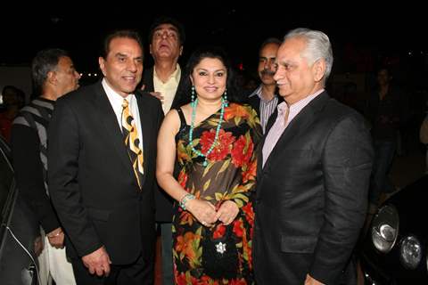 Dharmendra, Ramesh and Kiran Sippy at Colors Umang 2011. .