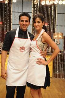 Katrina Kaif along with Akshay Kumar on Master Chef India set