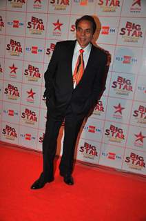 Dharmendra at the Big Star Entertainment Awards held at Bhavans College Grounds in Andheri, Mumbai
