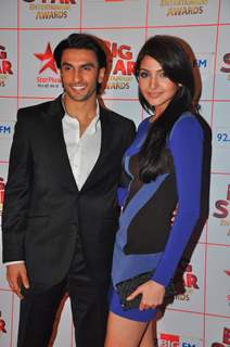 Anushka Sharma and Ranveer Singh at the Big Star Entertainment Awards held at Bhavans College Ground