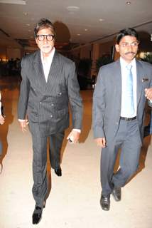 Amitabh at Press Conf. for the Prakash Jha's upcoming movie ''Aarakashan'' at Novatel, Mumbai