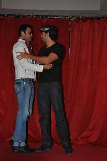 Rohit Roy and Hrithik Roshan at the launch of Stardust New Year's issue