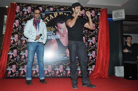 Rohit Roy and Hrithik Roshan at the launch of Stardust New Year's issue