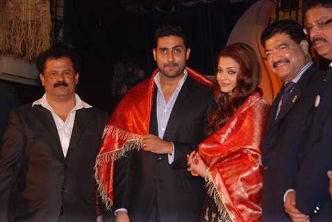 Aishwarya & Abhishek Bachchan at Bunts Sangha Event at Powai. .