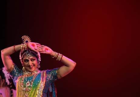 Hema Malini perform in Kolkata on Sunday late evening. .