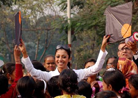 Kolkata: Tollywood actress Paoli Dam celebrates kites festival during the eve of up coming New Year 2011 in kolkata on Friday. .