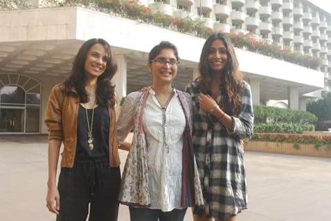 Kiran Rao,Monica Dogra & Kriti Malhotra during the Promotion of Film Dhobi Ghat in Mumbai