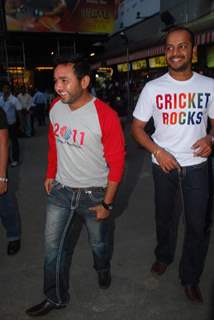 Indian Cricketers Parthiv Patel and Murali Kartik at Big Bazaar World Cup Collection Launch, Phoenix Mills. .