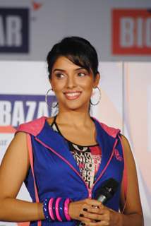 Asin at Big Bazaar World Cup Collection Launch, Phoenix Mills