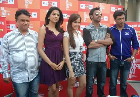 Cast at Dil Toh Baccha Hai Ji Kite Flying Event