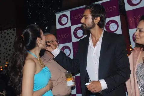 Amisha Patel and Ashmit Patel at Ashmit patel's Bday Bash. .