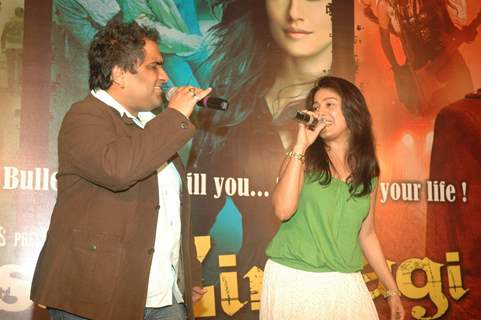 Kunal Ganjawal and Sunidhi Chauhan in Yeh Saali Zindagi music launch at Marimba Lounge. .