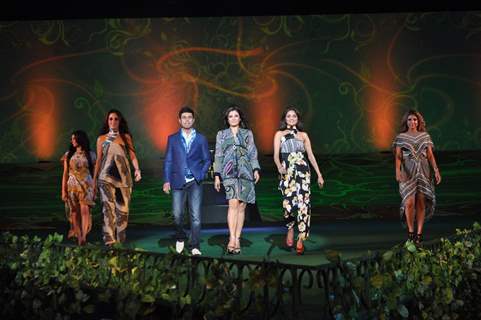 Raveena Tandon walking on the ramp for Chivas Studio Fashion Show at Mahalaxmi Race Course