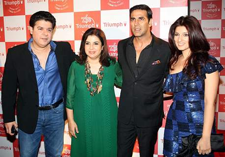 Akshay Kumar, Twinkle, Farah and Sajid Khan at Triumph Lingerie Fashion Show 2011