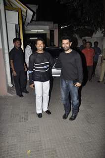 Aamir Khan and Sachin Tendulkar bond at 'Dhobi Ghat' screening. .