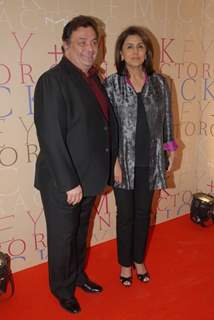 Rishi Kapoor and Neetu at MAC bash hosted by Mickey Contractor