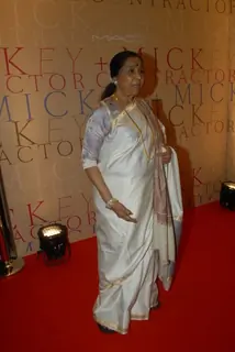 Asha Bhonsle in MAC bash hosted by Mickey Contractor