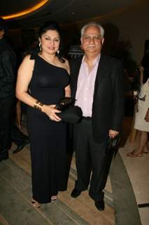 Ramesh and Kiran Sippy grace Shabana Azmi's charity show 'Mizwan Sonnets in fabric'