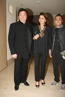 Rishi Kapoor, Neetu Singh and Rahul Bose at Shabana Azmi's charity show 'Mizwan Sonnets in fabric'