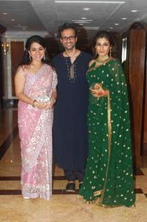 Raveena Tandon and her husband at Sameer Soni and Neelam's wedding reception