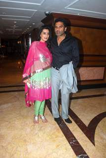 Sunil Shetty and his wife in Sameer Soni and Neelam's wedding reception