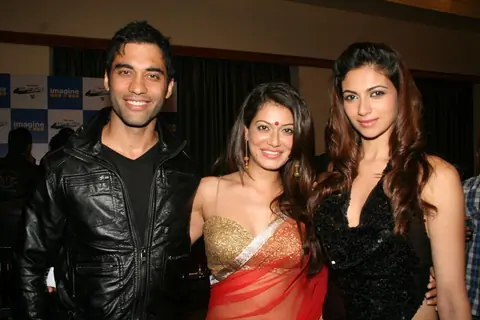 Payal Rohatgi, Simran Kaur Mundi and Kushal Punjabi at 'Zor Ka Jhatka' bash at JW Marriott Hotel