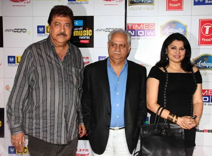 Ramesh and Kiran Sippy at Mirchi Music Awards 2011 at BKC