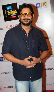 Arshad Warsi at Mirchi Music Awards 2011 at BKC