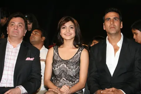 Rishi, Anushka and Akshay at Mirchi Music Awards 2011 at BKC
