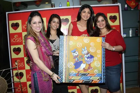 Shilpa Shetty at IOSIS event with underprivileged children