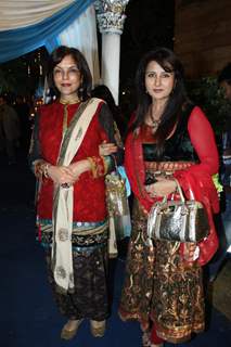 Poonam Dhillon and Zeenat Aman at Banpreet Singh's Son Wedding