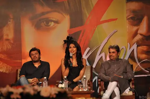 Priyanka Chopra and Vishal Bharadwaj at '7 Khoon Maaf' Press Conference