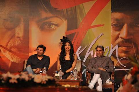 Priyanka Chopra and Vishal Bharadwaj at '7 Khoon Maaf' Press Conference