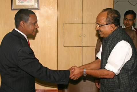 Agriculture Minister of Ethiopia, Tafera Derbew with Minister of State for Consumer Affairs, Food & Public Distribution, Prof. K.V. Thomas in New Delhi on Tuesday 1 Feb 2011. .