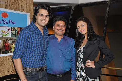 Manish Paul, Roshni Chopra & Producer Asit Kumar Modi at the launch party of Pyaar Mein Twist