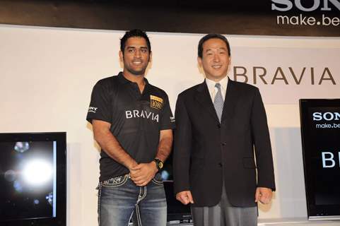 Dhoni at Sony World cup hd plasma launch at Four Seasons. .