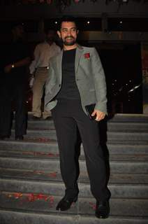 Aamir Khan at Dev Anand’s old classic film “Hum Dono” premiere at Cinemax Versova