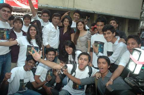 Ek Cutting Chai Film Festival with Shazahn Padmsee, Madhur Bhandarkar and Shraddha Das in National College. .