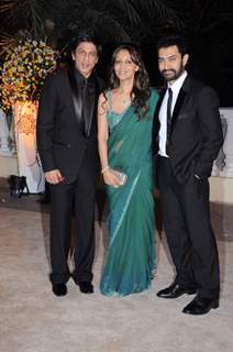 Shah Rukh, Gauri Khan and Aamir Khan at Imran Khan and Avantika Malik's Wedding Reception Party at Taj Land's End. .