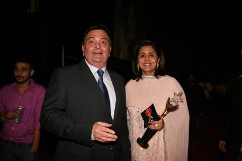 Rishi Kapoor with wife Neetu at Stardust Awards-2011