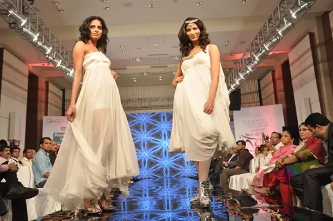 Models walk the ramp for Gitanjali Cyclothon Fashion Show 2011
