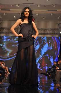 Models walk the ramp for Gitanjali Cyclothon Fashion Show 2011