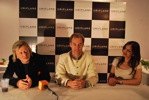 Marcus MD & Sharmili Marketing Director-Oriflame India and Rohit Bal at Oriflame's 15 years Anniversary celebration. .