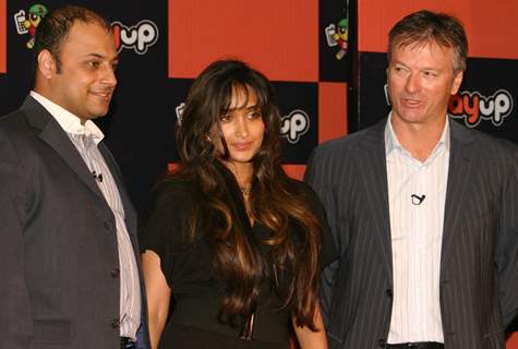 Playup CEO Rajat Kulshrestha, Jiah Khan and Cricketer Steve Waugh at the launch of the Playup's live gaming segment  in New Delhi