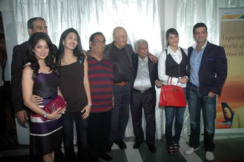 Vidya Malavde, Eesha Koppikar and Prem Chopra with Shabana Azmi at Black Comedy presented by Jet Air