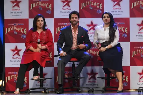 Hrithik Roshan, Farah Khan and Vaibhavi Merchant at TV talent show 'Just Dance'